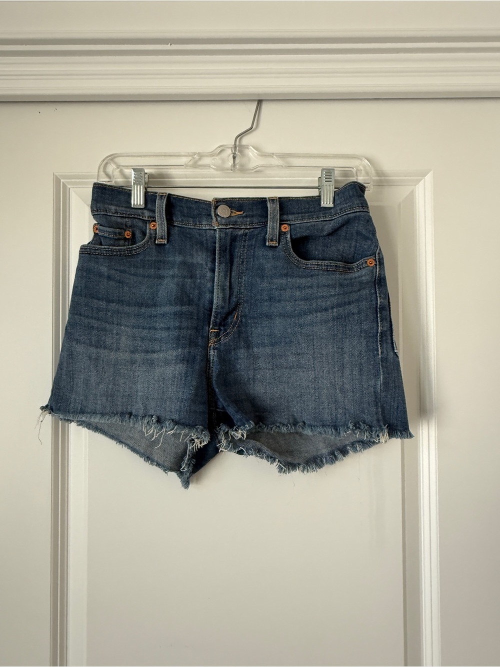 Levi’s High Rise Shorts - Size 26